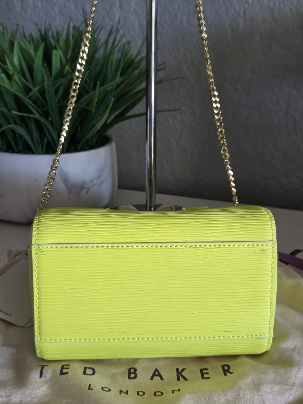 Ted Baker London NWT Bow Micro Leather Tote Bag Neon Yellow Lime Crossbody